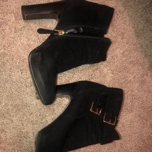 Guess Suede boots